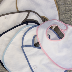 Babero plastificado por detrás